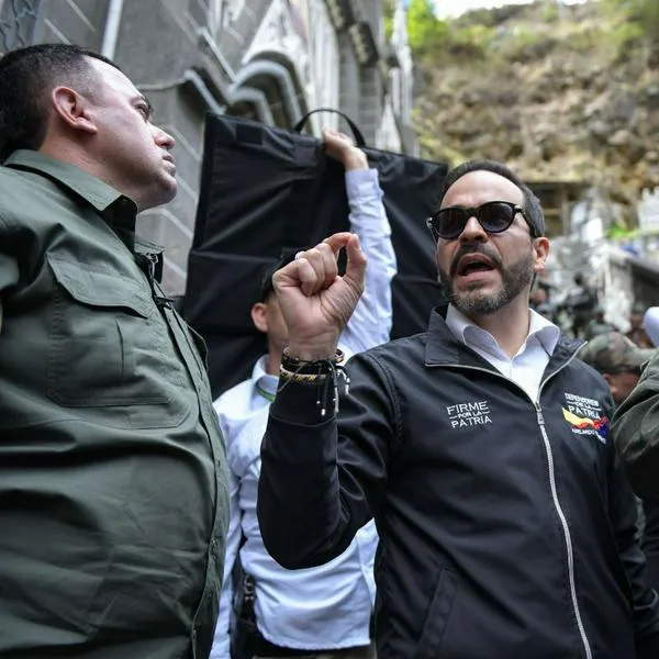 Posesión De la Espriella: estudiantes anuncian protestas en Cali durante evento