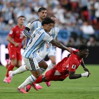 Arbitraje Argentina Suiza: Fifa se pronunció sobre expulsión de Embolo