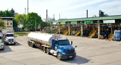 Ecopetrol inicia despachos directos de asfalto sólido a América Latina desde Cartagena