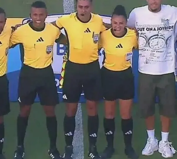 Luis Díaz fue el invitado de lujo en el partido Junior vs. Barranquilla FC; hizo el saque de honor