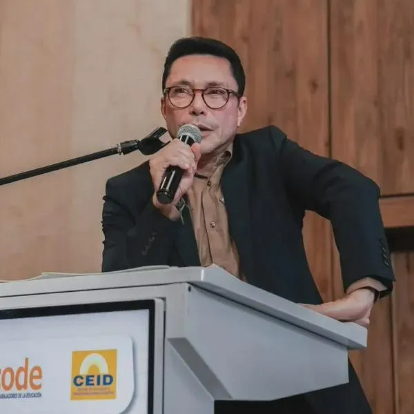 Carlos Caicedo busca zafarse de ir a la cárcel por corrupción e hizo movida