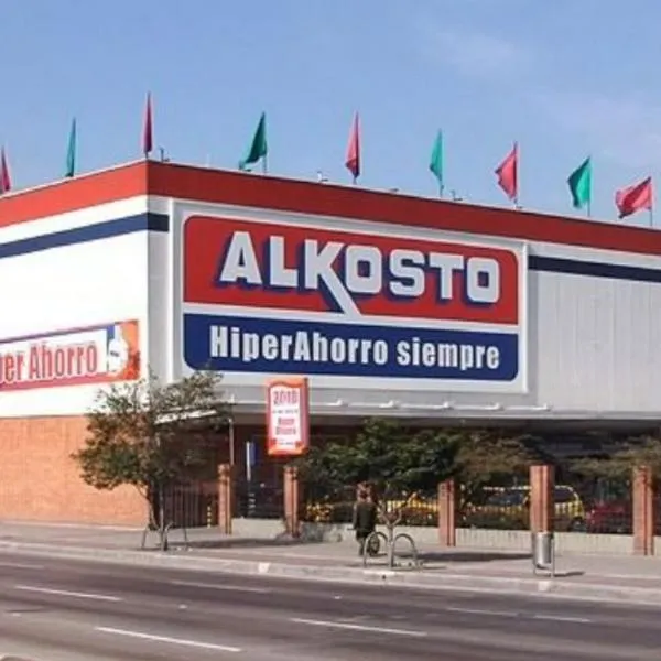 Alkosto anuncia descuentos en agosto hasta 66% con televisores, PC y celulares