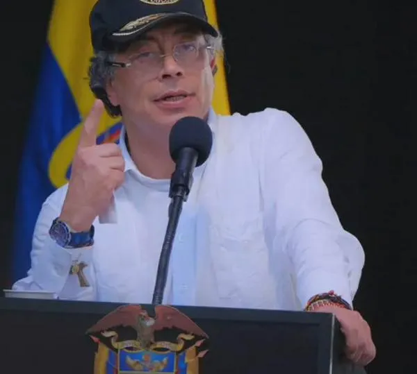 Gustavo Petro viajará este viernes a Cuba en última visita al exterior antes de terminar su mandato