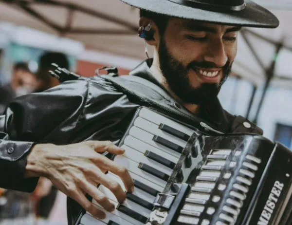 ¿Sin plan para este viernes? Tardeando el Centro regresa con más de 30 experiencias culturales 