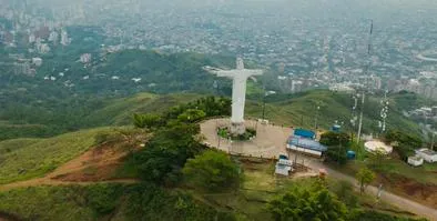 Posesión de Abelardo de la Espriella dejaría millonario impacto económico en Cali