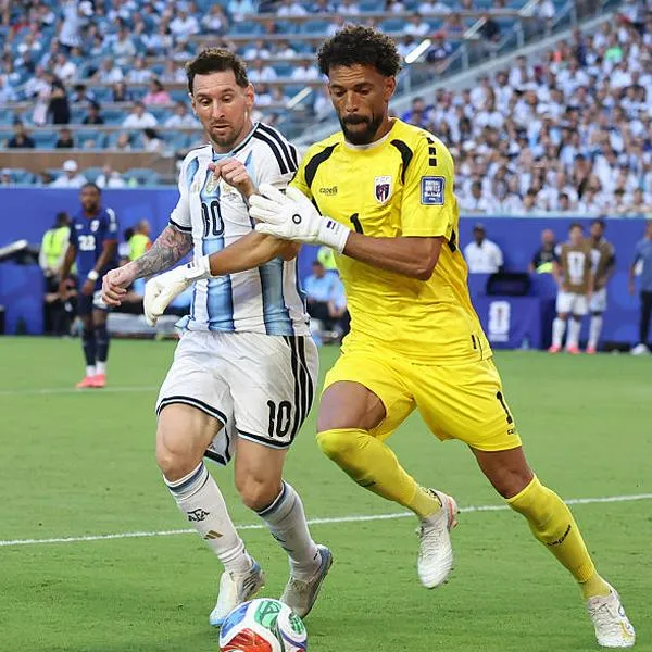 Vozinha: nombre de portero de Cabo Verde podrá estar en camisa Colo Colo