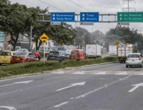 ¿Cómo opera el pico y placa en Bogotá para taxis y vehículos particulares este lunes 3 de agosto? Infórmate aquí 