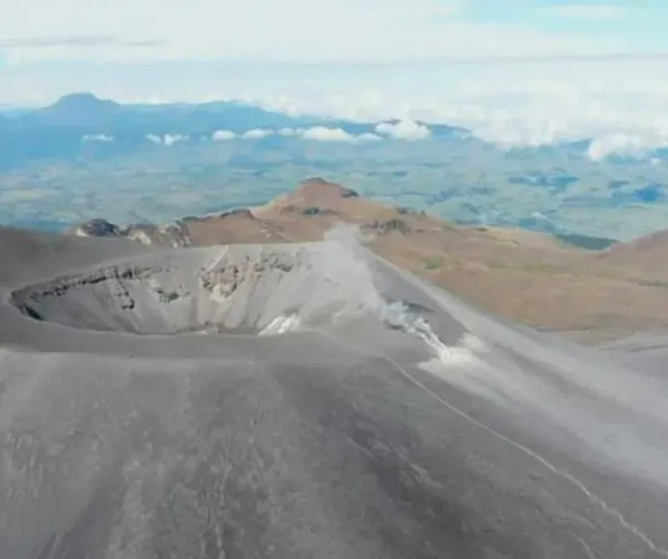 ¿Qué ocurre con el volcán Puracé? Experto explica las razones de la alerta naranja