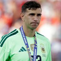 Se cayó el fichaje de Emiliano 'Dibu' Martínez a la Juventus: motivos y detalles