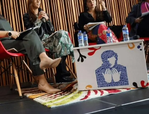 El alcohol y las sustancias psicoactivas agravan las violencias contra las mujeres en Bogotá 