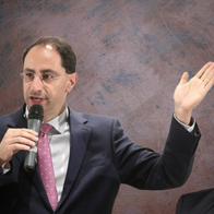 José Manuel Restrepo y Gustavo Petro