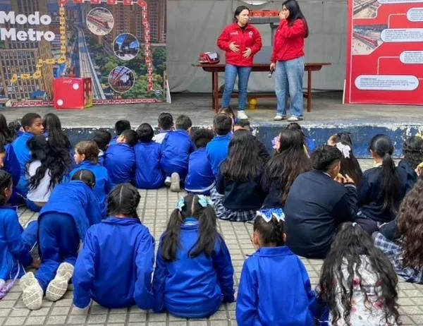 La campaña de cultura 'Bogotá Modo Metro' llega a los colegios de la ciudad 
