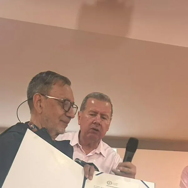 Grupo Literatura y Psique celebró su diálogo 100
