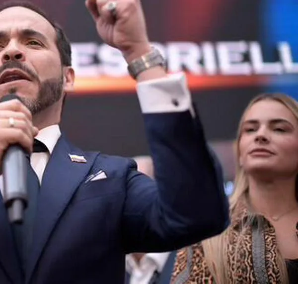 Equipo anticorrupción de De la Espriella denuncia irregularidades por COP 370 mil millones