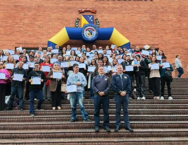 500 habitantes de Usme se certificaron en participación, derechos humanos y desarrollo comunitario 