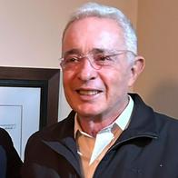 Álvaro Uribe sí estaría en la posesión de Abelardo de la Espriella, en Cali