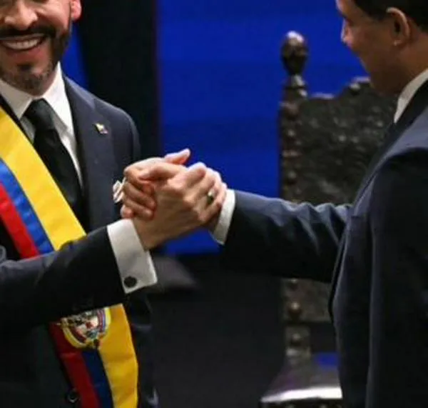 Abelardo de la Espriella asumió como el presidente número 43 de Colombia