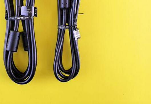 ¿Cómo enrollar o guardar un cable correctamente para que no se dañe?