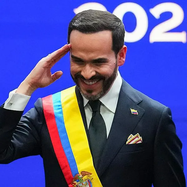 Cuáles son los funcionarios que estarán más cerca del presidente De la Espriella