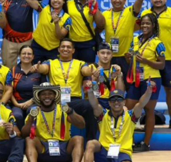 Santiago Cossio cerró con doble oro la brillante actuación de Colombia en las pesas de Santo Domingo 2026