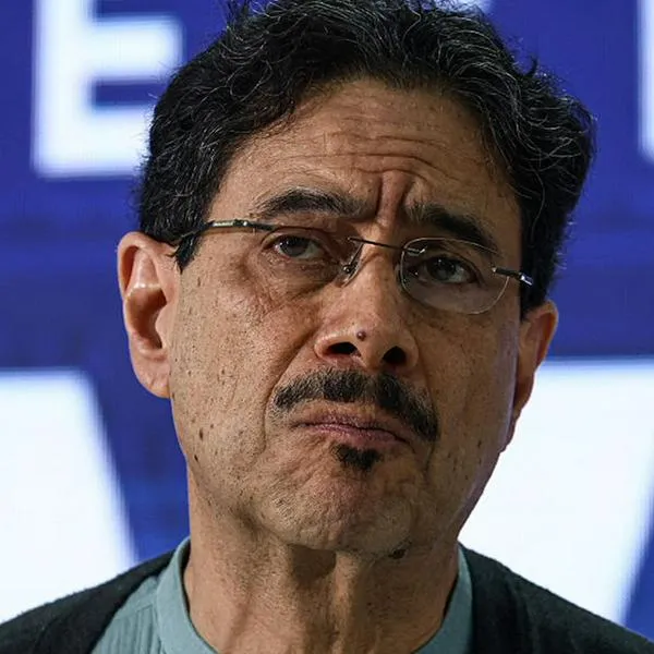 Iván Cepeda denunciará penalmente a presidente de partido Conservador