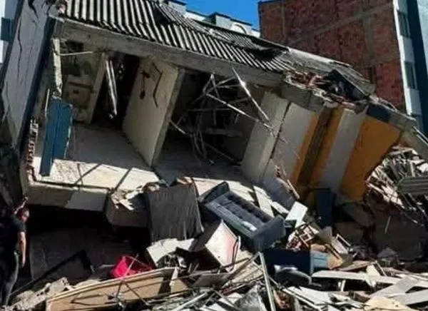 Ya asciende a 111 las víctimas mortales del terremoto en Colombia