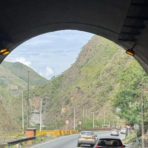 Sismo provoca cierres viales en el Valle: afectado corredor Buenaventura-Loboguerrero-Buga