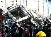 Nuevo balance del terremoto: ya son 132 los fallecidos