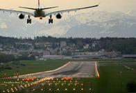 Aeropuertos de Colombia retoman operaciones de manera gradual tras el sismo del 10 de agosto
