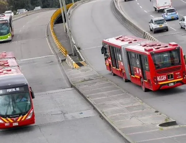 Buses de TransMilenio realizan contraflujo por la avenida Caracas: consulta el reporte de movilidad de hoy miércoles 12 de agosto 