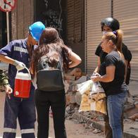Ayudas en el terremoto que sacudió Colombia 