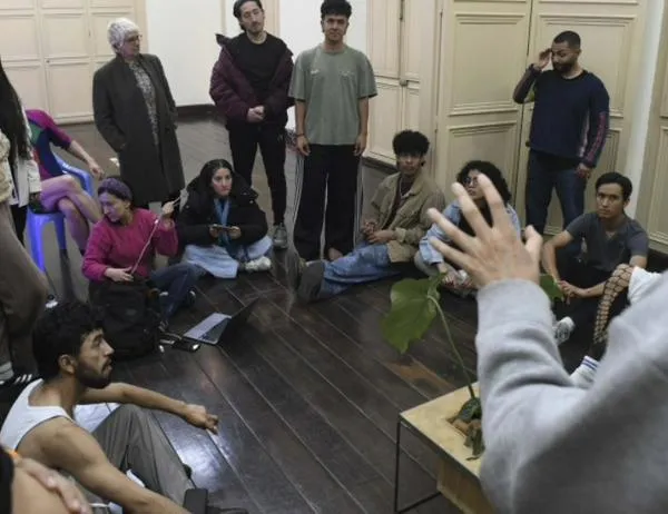 Inscríbete durante agosto al microcurso: Activa el Arte -Jóvenes que crean, gestionan y transforman Bogotá 