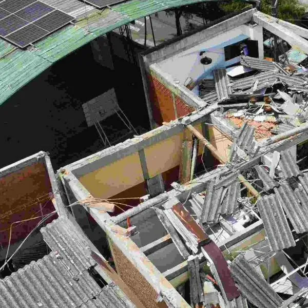 Pereira revisa colegios tras el terremoto