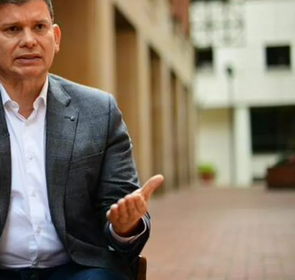 Gobierno De la Espriella designa a John Milton Rodríguez como liquidador de Minigualdad