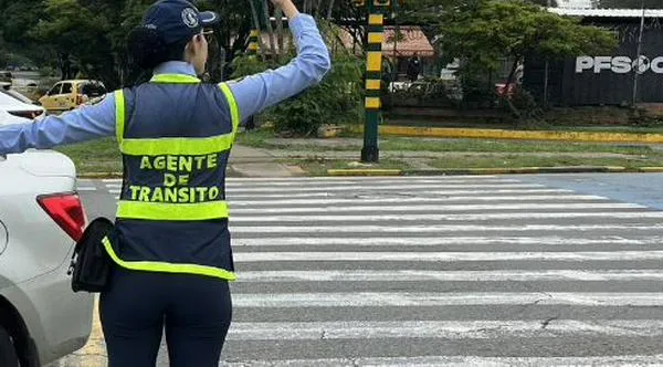 Cierres viales y desvíos en Cali: avanzan operaciones de organismos de rescate