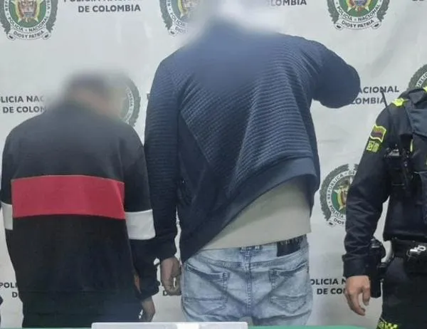 Policía de Bogotá frustró posible hurto a vivienda en Fontibón mediante cámaras de vigilancia 