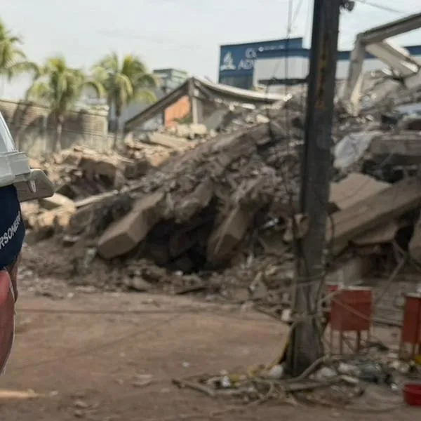 Terremoto en Colombia: reportan vida en escombros del edificio Vanessa