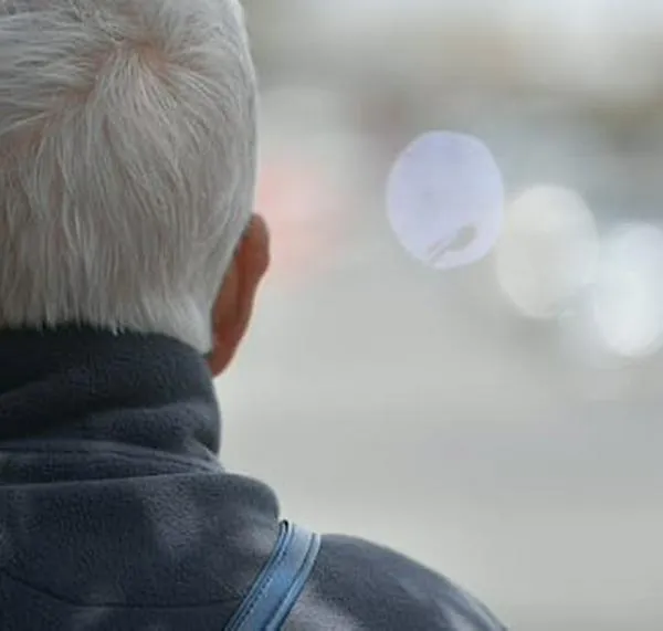 Bogotá aprobó redes de apoyo para combatir la soledad de las personas mayores