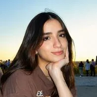 Revelan que trilliza Ana María Saavedra ya sabe de la muerte de sus papás