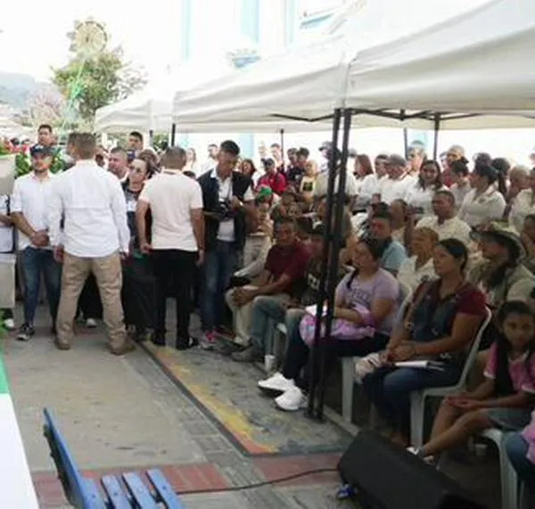 Restrepo y Lara lideran reuniones con autoridades locales en Risaralda tras el terremoto