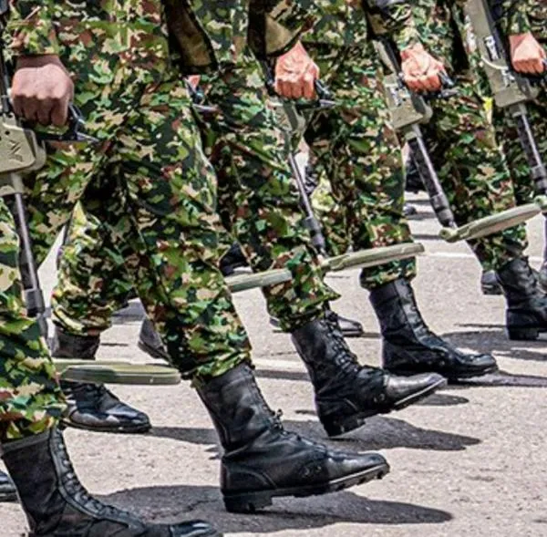 Ataque con drones contra el Ejército deja un militar muerto y 6 heridos
