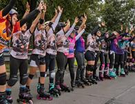 1.320 patinadores hicieron historia en Bogotá, rodaron unidos por dos minutos por la calle 26 