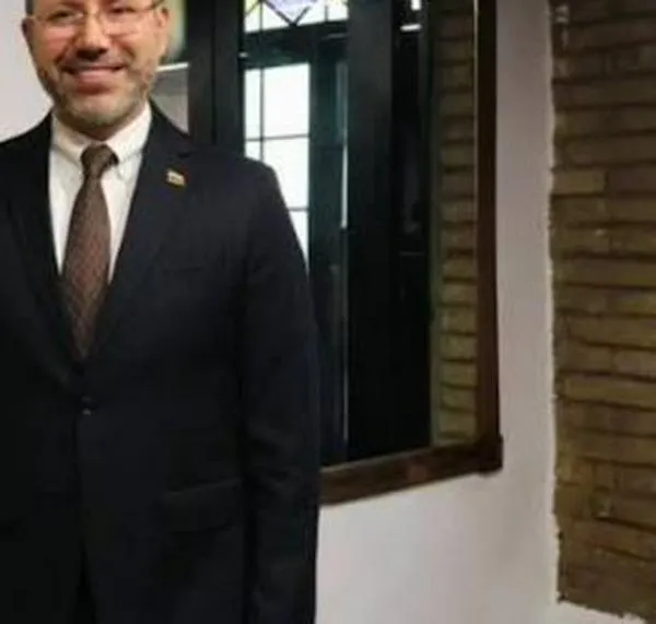 MinVivienda responde por viaje a Santa Marta en plena emergencia: críticas llegarán al Congreso