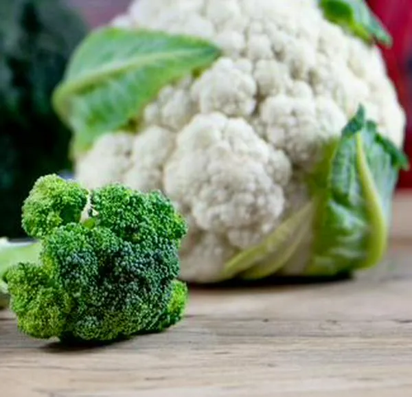 ¿Cuál es la diferencia entre brócoli y coliflor y cómo cocerlos correctamente?