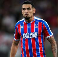 Daniel Muñoz es pretendido por Tottenham y otros clubes de la Premier League