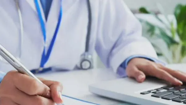 ¿Cómo encontrar médicos para turistas en Colombia?