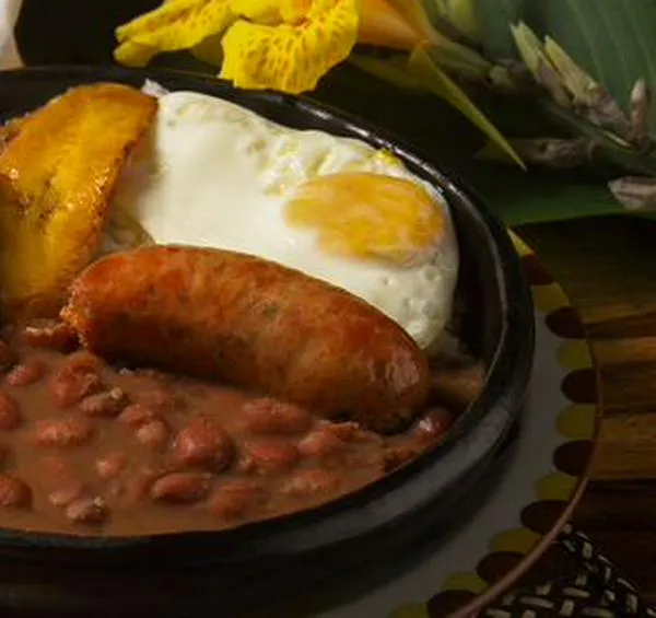 Mundial de Comidas de Ibai Llanos: la bandeja paisa sería el plato de Colombia