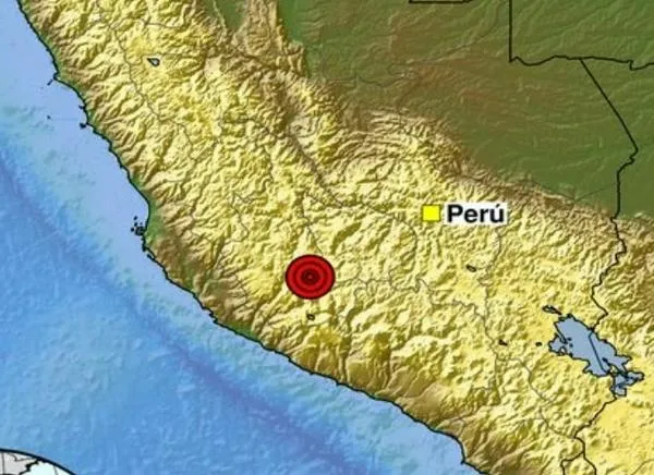 Fuerte terremoto sacudió a Perú en la tarde de este jueves