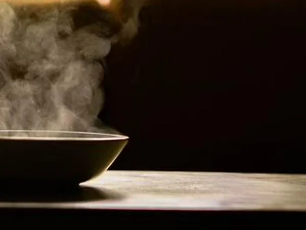 Hace calor. Tomate una sopa caliente 