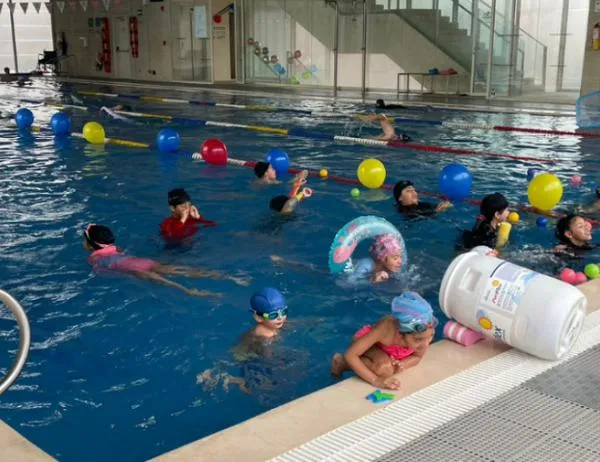 Conoce la nueva fecha de reapertura del complejo de natación del Centro Felicidad Chapinero en Bogotá 